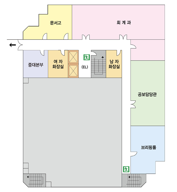 2F / 중앙엘리베이터 중심으로 양쪽에 여자화장실과 남자화장실, 좌측복도부터 시계방향으로 중대본부, 문서고, 회계과, 공보담당관, 브리핑룸이 위치한다.