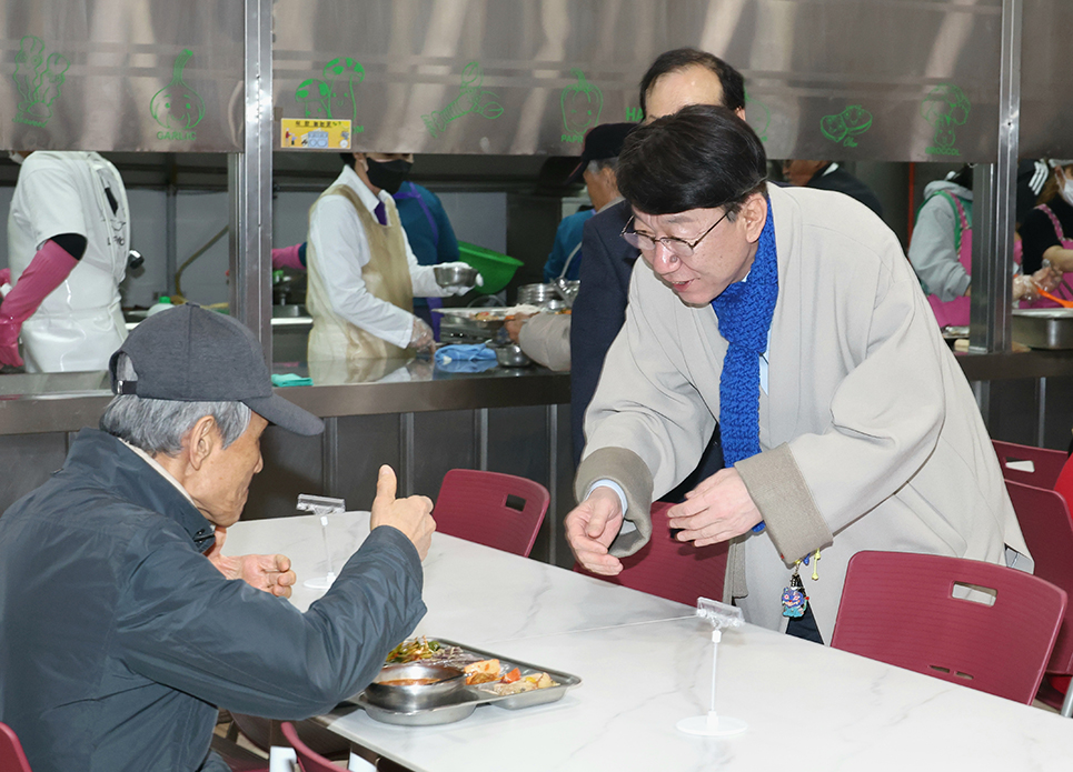 안골노인복지관 방문