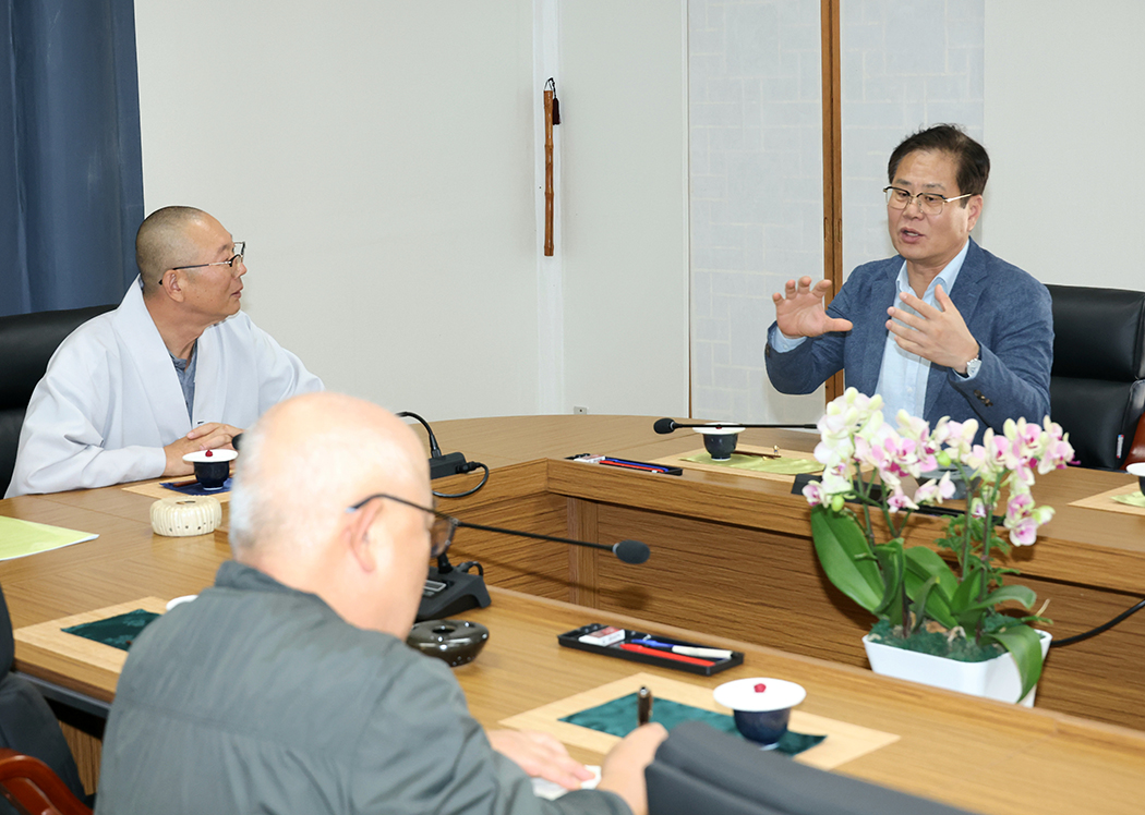 금산사 방문 차담회
