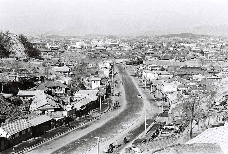 1970-02-28 천본도로 경목선 (용무리)3.JPG
