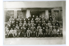 박준상-전주국민학교 6학년 졸업사진(1943) 앞면.jpg